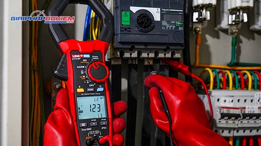 Ampe kìm phân tích công suất UNI-T UT219P 20 Ampe kìm phân tích công suất UNI-T UT219P