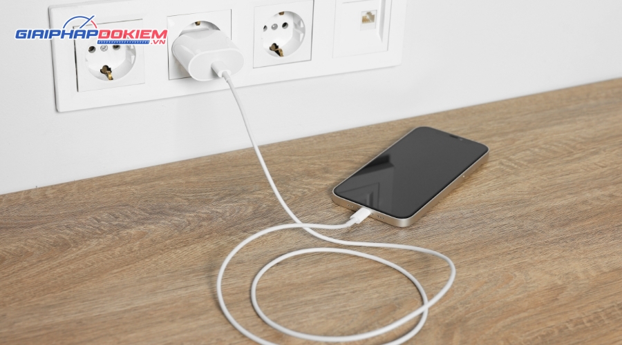 Cách Đo Âm Dương Adapter Bằng Đồng Hồ Vạn Năng Đơn Giản, An Toàn 6 Cách đo âm dương Adapter bằng đồng hồ vạn năng