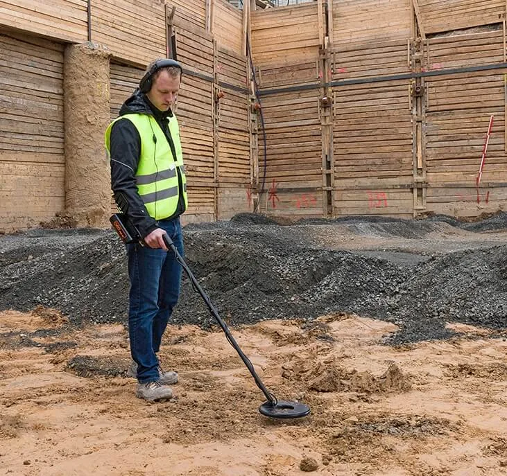 Máy dò kim loại FMD 60 7 Máy dò kim loại - Le Quoc Equipment - 0903917667