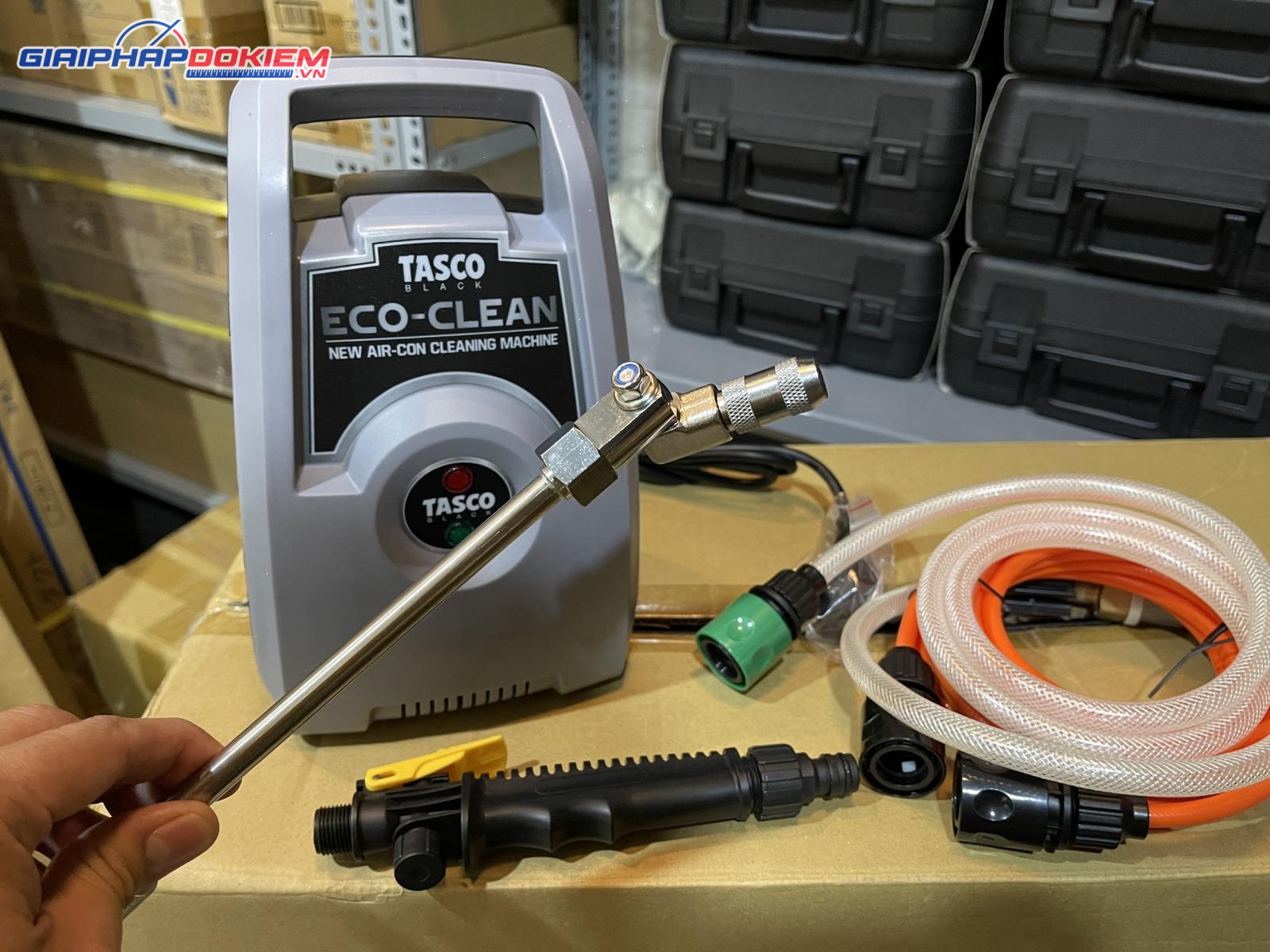 Máy xịt rửa vệ sinh điều hòa Tasco ECO-Clean 24 Máy xịt rửa vệ sinh điều hòa ECO-Clean