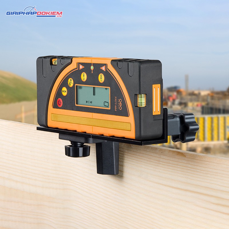 Máy nhận tín hiệu laser FR 77-MM 7 Máy nhận tín hiệu laser FR 77-MM