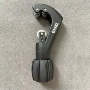 Dao cắt ống đồng cỡ trung TB31N