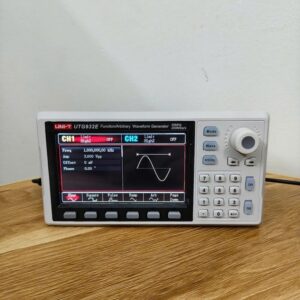 Máy phát xung Uni-T UTG932E (30MHz/2CH) 4 Máy phát xung Uni-T UTG932E (30MHz/2CH)