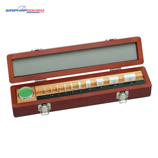 Bộ Căn Mẫu Ceramic Hệ Mét 10 Miếng Cấp 0, Có kính song song 12mm Mitutoyo 516-152-10 2 Bộ Căn Mẫu Ceramic Hệ Mét 10 Miếng Cấp 0, Có kính song song 12mm Mitutoyo 516-152-10