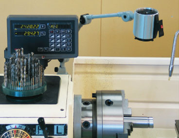 Khay nhựa đựng mũi khoan 113 chi tiết Niigata Seiki R-113 7 Hình ảnh chi tiết khay nhựa đựng mũi khoan