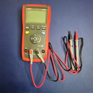Máy hiệu chuẩn điện áp, dòng điện Uni-T UT705 (30V;24mA) 5 Máy hiệu chuẩn điện áp, dòng điện Uni-T UT705 (30V;24mA)