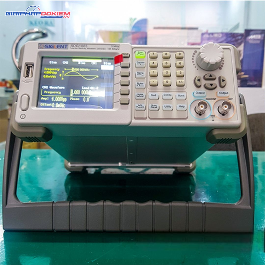 Máy phát xung hàm Siglent SDG1025 25Mhz 2 CH 4 Máy phát xung hàm Siglent SDG1025 25Mhz 2 CH