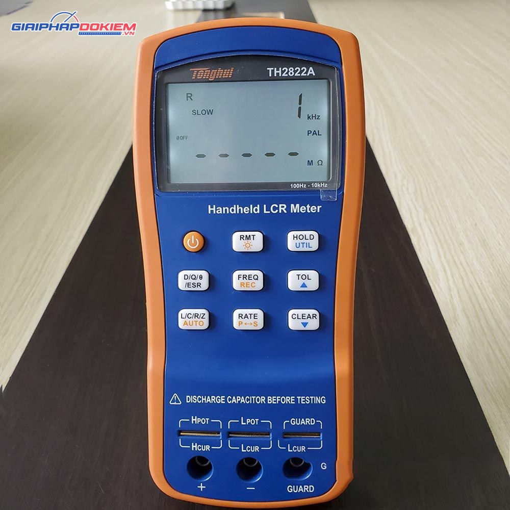 Đồng hồ đo LCR Meter TongHui TH-2822A 7 dong ho do lcr meter tonghui th 2822a dong ho do lcr cam tay tonghui th2822a