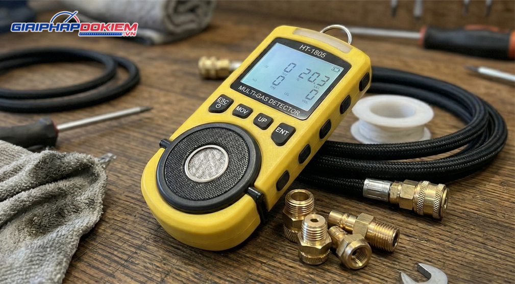 Máy Đo Đa Khí Cầm Tay HTI HT-1805 (O₂, CO, H₂S, LEL) 12 may do da khi cam tay hti ht 1805 o co hs lel gemini generated image hzd22jhzd22jhzd2 oidh