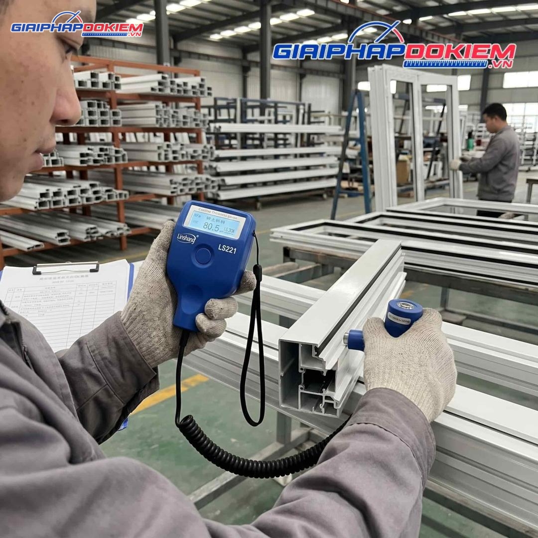 Ứng dụng máy đo độ dày Linshang trong công nghiệp