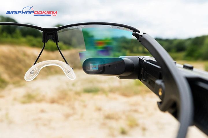 Máy dò kim loại 3D OKM eXp 6000 Professional Plus 24 Trải nghiệm quan sát thực địa với kính video thông minh OKM