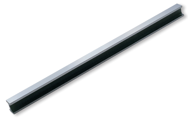 Thước thẳng chuẩn dài 2000mm thép carbon Niigata Seiki R-A2000 3 Thước Thẳng Chuẩn Dài 2000mm Kiểu Đường Ray